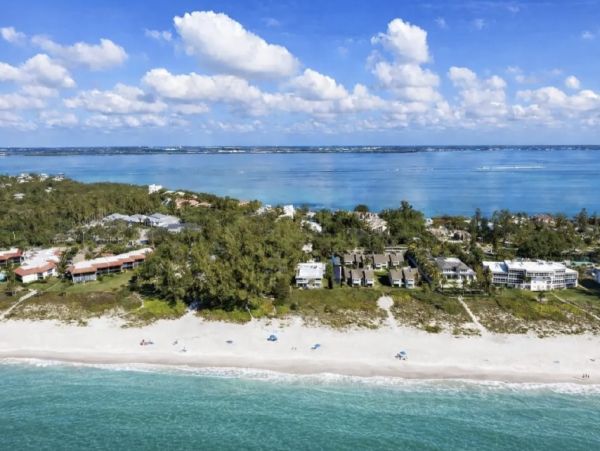 Beachfront Condo on Longboat Key - Perfect Family Vacation Rental
